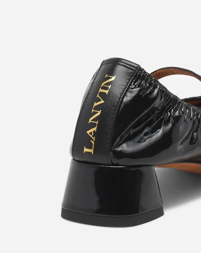 Escarpins à talons Mary Jane en cuir brillant