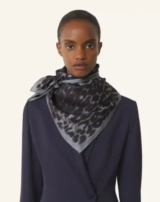 Foulard en soie imprimé léopard