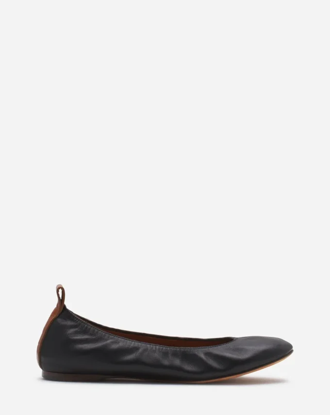 Les ballerines en cuir