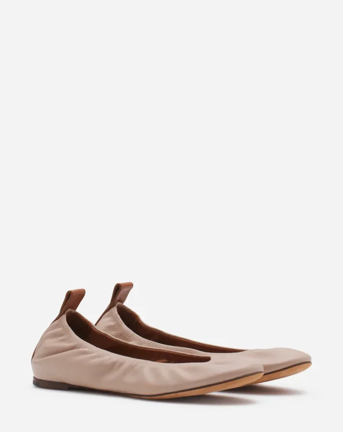 Les ballerines en cuir