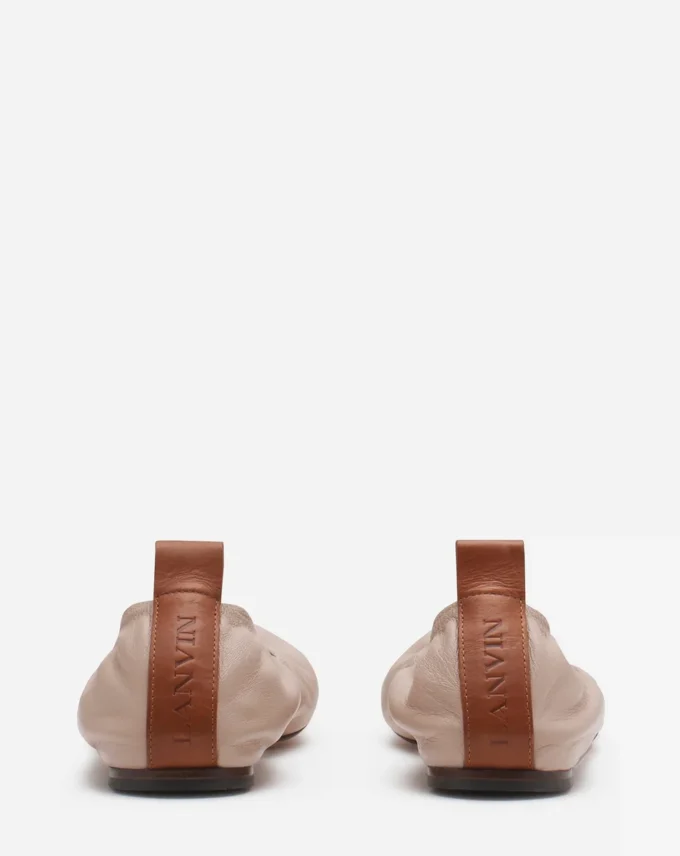 Les ballerines en cuir