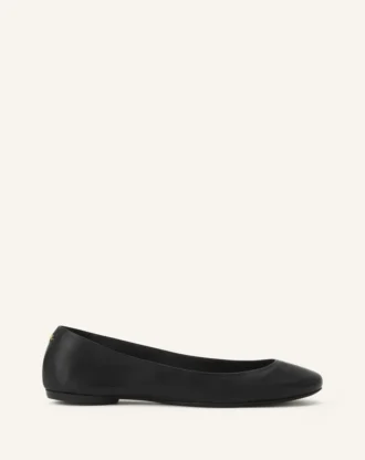 Les ballerines plates en cuir