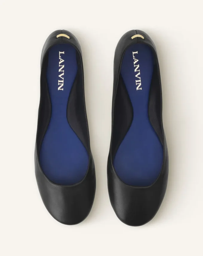 Les ballerines plates en cuir