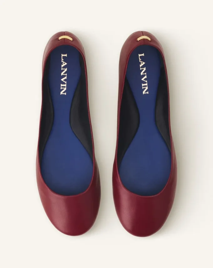 Les ballerines plates en cuir