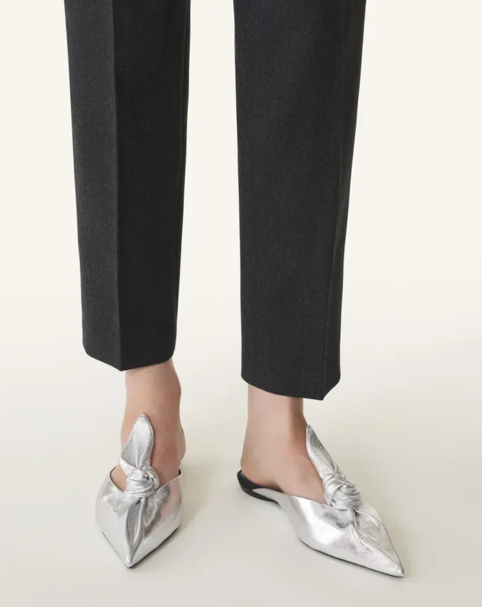 Mule Midnight Step Bow en cuir métallisé