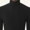 Pull à col roulé en laine mérinos et soie