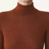 Pull à col roulé en laine mérinos et soie