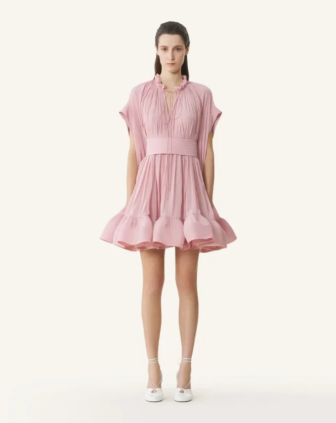 Robe courte en charmeuse