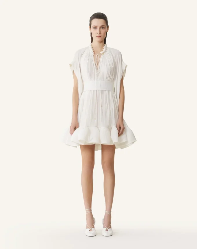 Robe courte en charmeuse