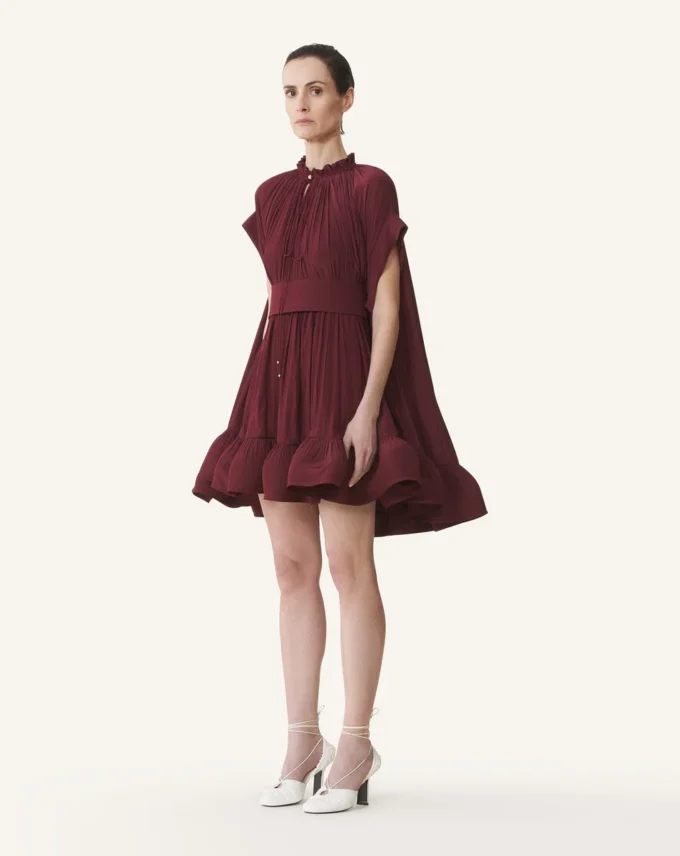 Robe courte en charmeuse