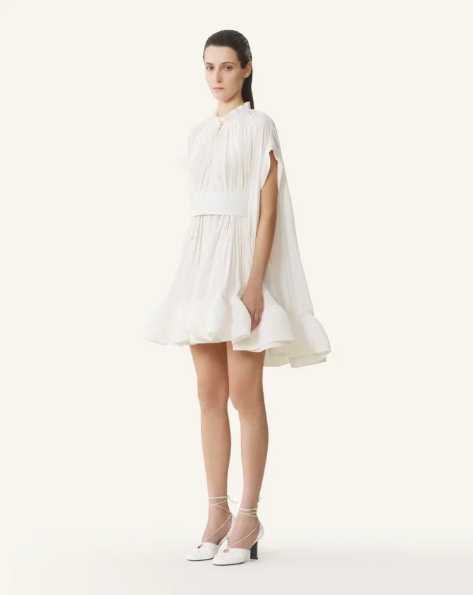 Robe courte en charmeuse