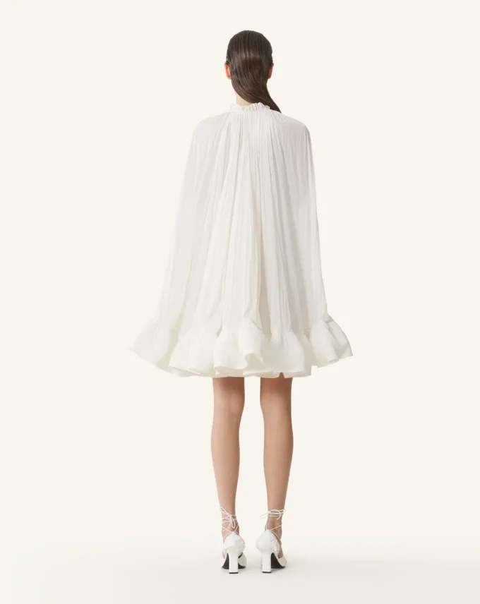 Robe courte en charmeuse