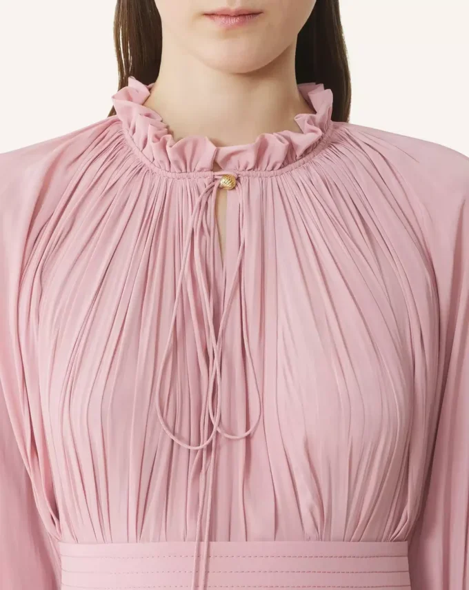 Robe courte en charmeuse