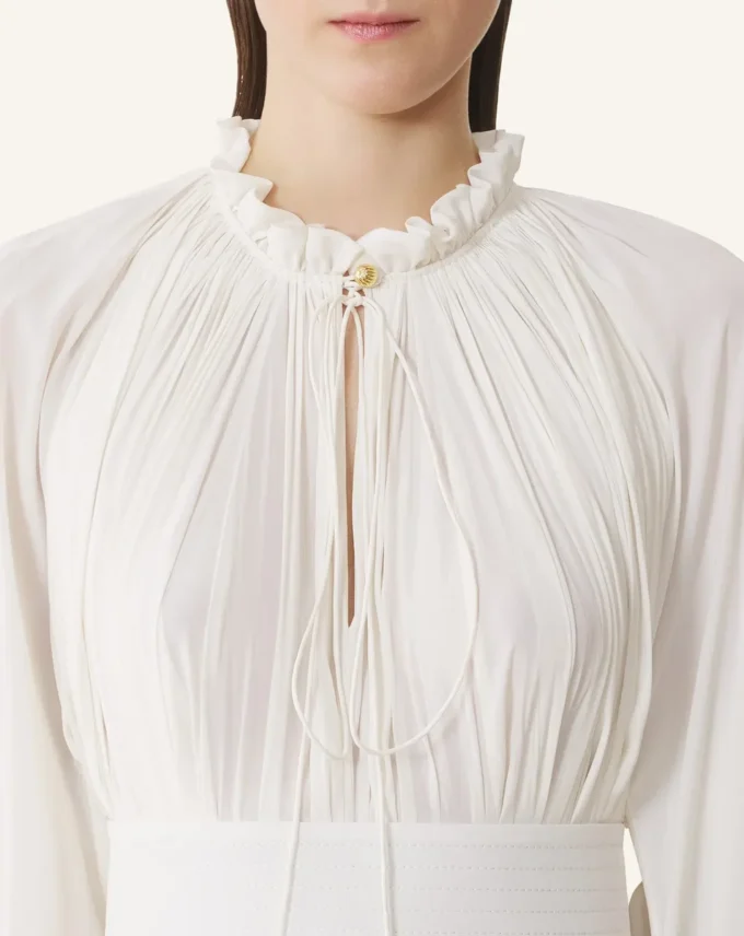 Robe courte en charmeuse