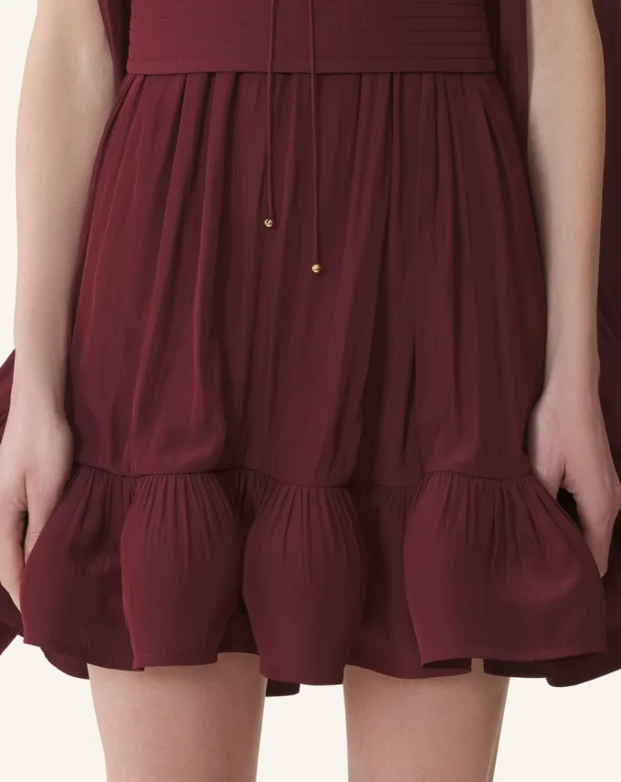 Robe courte en charmeuse