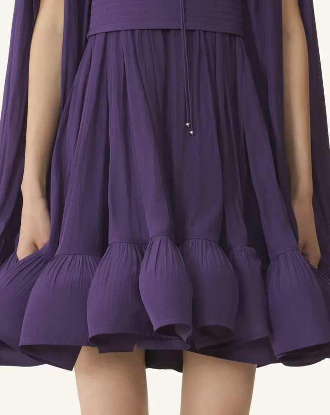 Robe courte en charmeuse