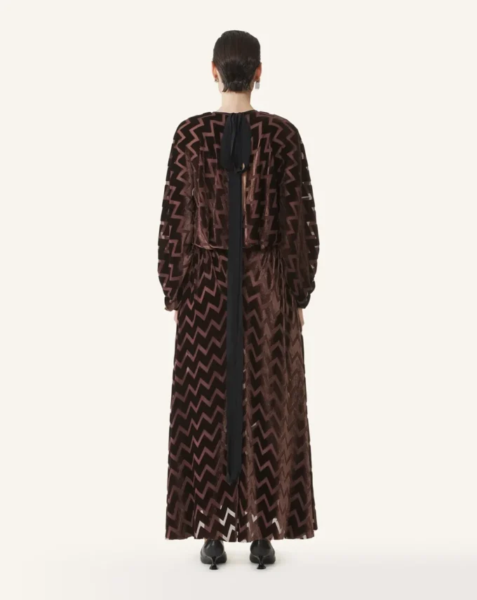 Robe en velours dévoré