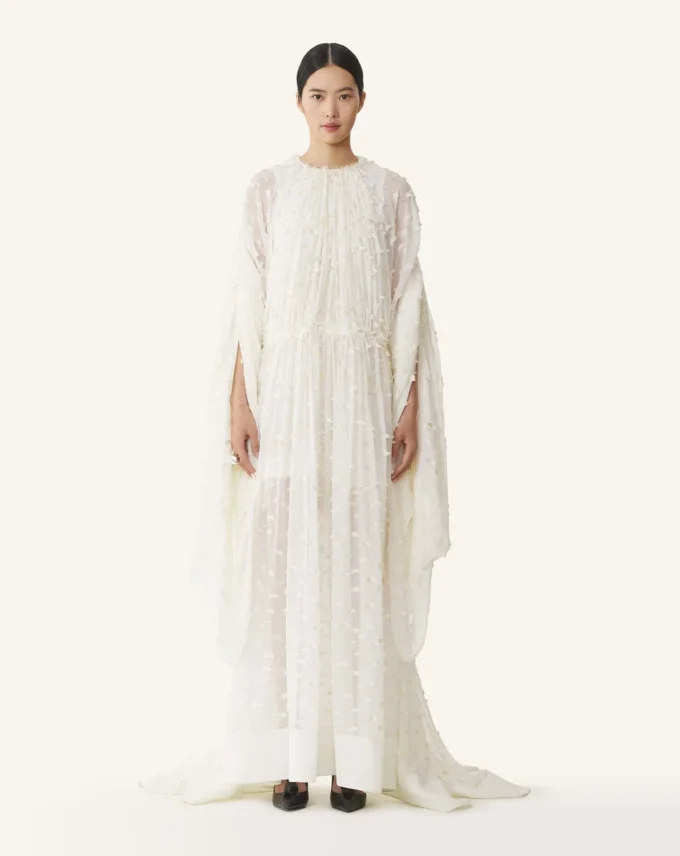 Robe longue en soie plumetis