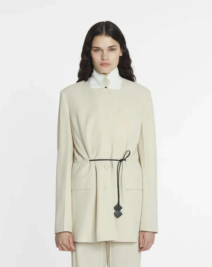 Veste ceinturée en laine mélangée
