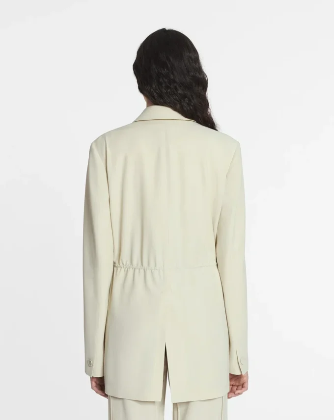 Veste ceinturée en laine mélangée