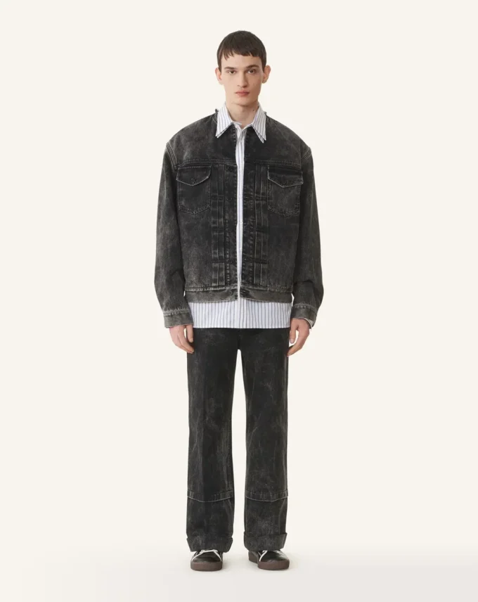 Veste en denim délavé à coupe ample