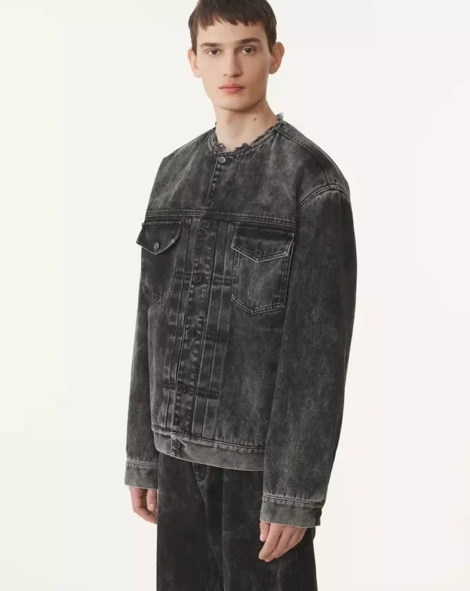 Veste en denim délavé à coupe ample