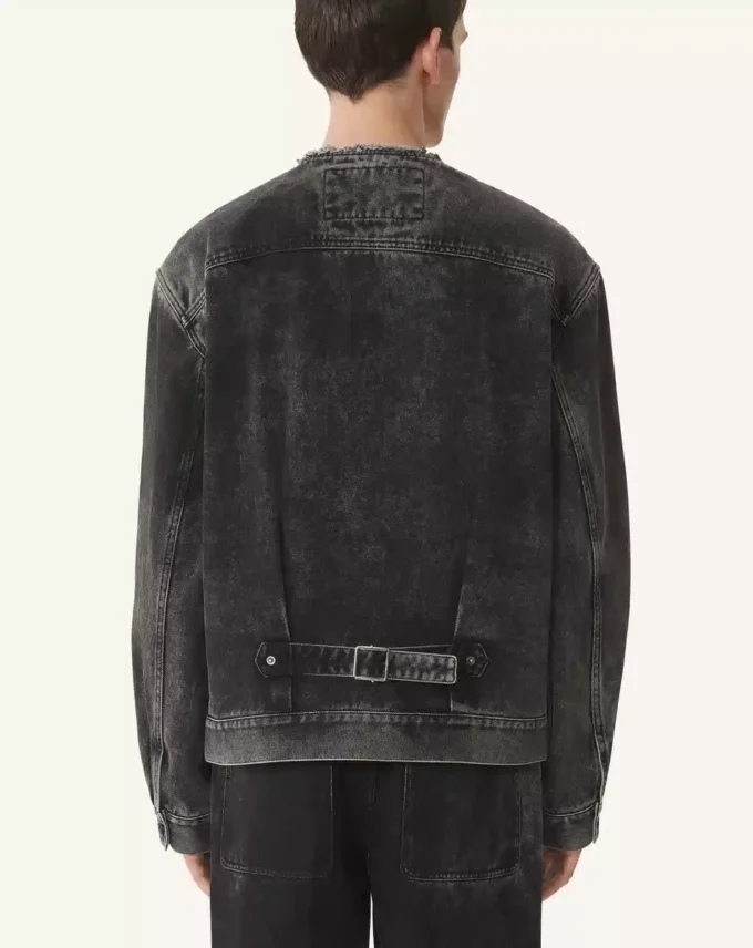 Veste en denim délavé à coupe ample